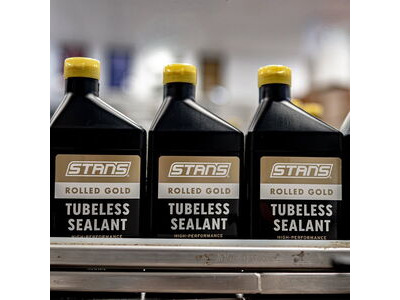 Stans Rolled gold Tyre Sealant - 500ml click to zoom image