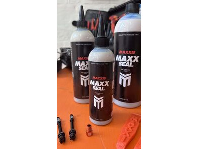 Maxxis Maxx Seal 250ml click to zoom image