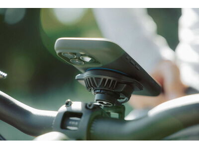 Quad Lock QL Accessory WP Charge Head click to zoom image